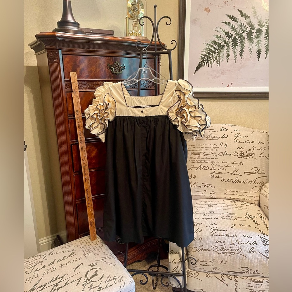 Entro Black and Cream Dress with Delicate Trim